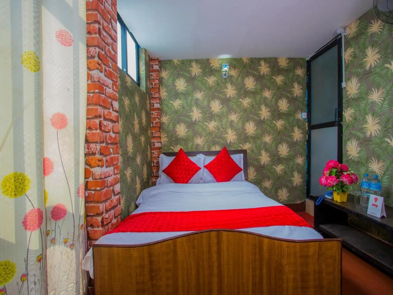 Hotel Oyo 296 Subine Guest Inn Kathmandu